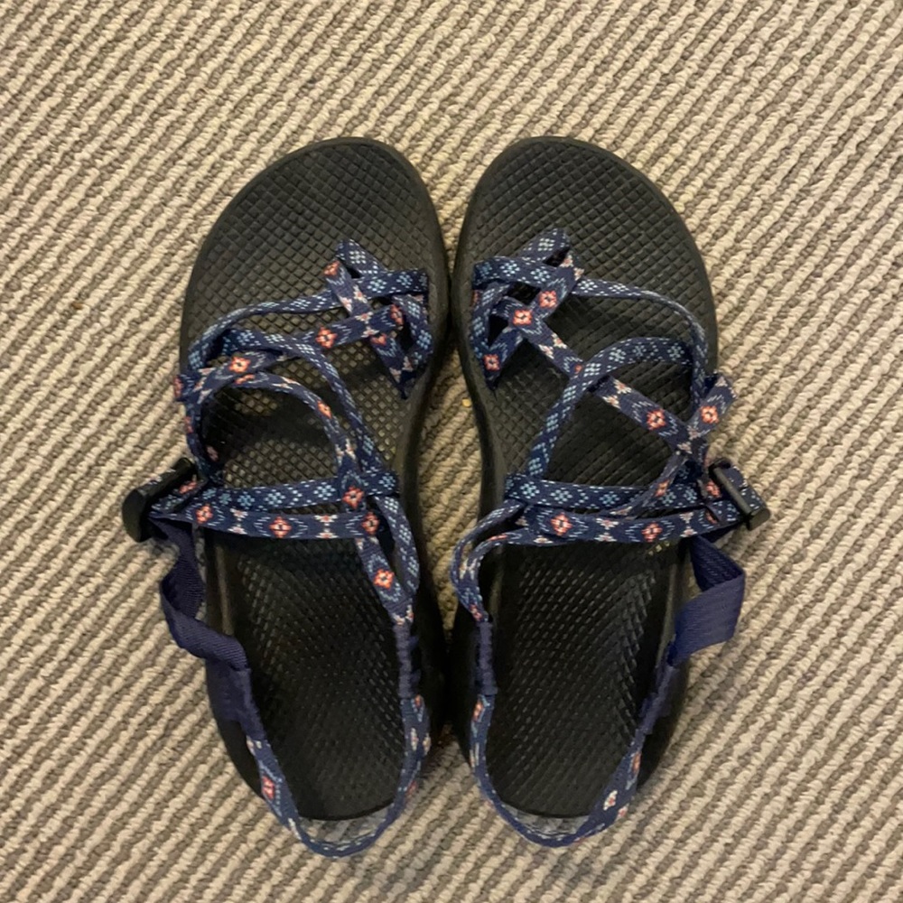 Women’s Chacos!
